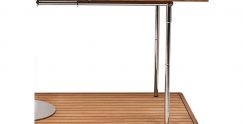 Leg support leaf for extended table
