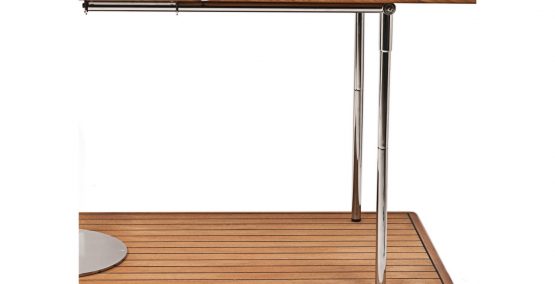 Leg support leaf for extended table